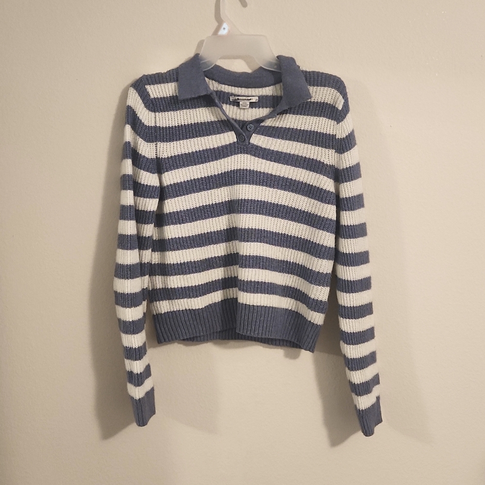 American Eagle Knitted Periwinkle & White Striped Sweater Size M